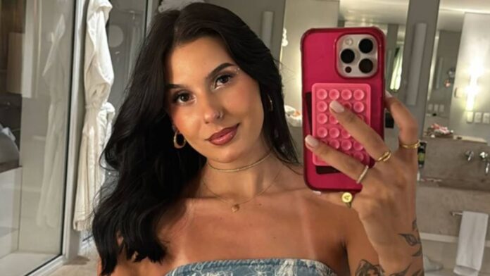 Pronta para malhar, Ana Castela exibe pernas torneadas: ‘Treino pesado’