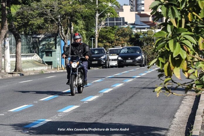 Santo André (SP) anuncia expansão de Faixa Azul Exclusiva para Motociclistas
