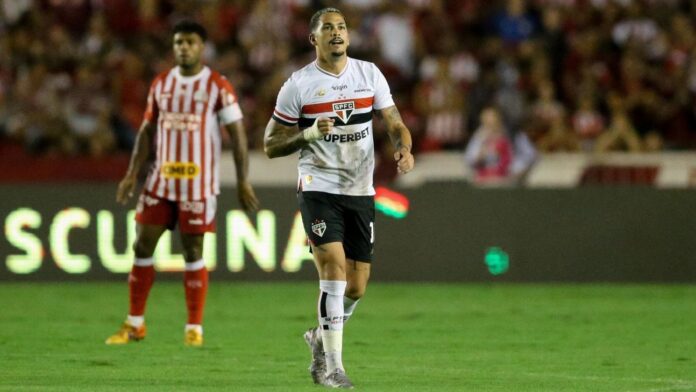 São Paulo volta a vencer Náutico e vai às oitavas da Copa do Brasil