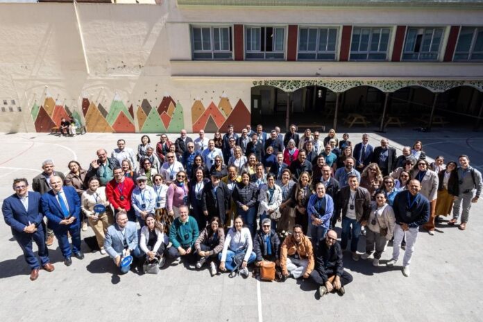 Seduc visita escola em Barcelona para troca de experiências inclusivas