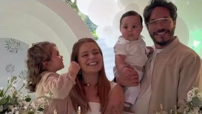 Viih Tube e Eliezer celebram apresentação de Ravi em igreja evangélica: ‘Guerreiro’