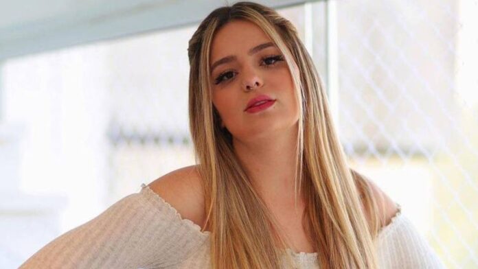 Viih Tube exibe transformação do corpo em 4 meses: ‘Treino, alimentação e água’