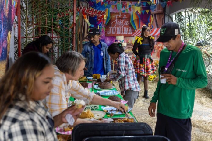 Centro Pop realiza Festa Junina para 150 pessoas em situação de rua