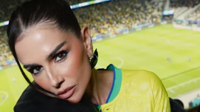 Deborah Secco exibe shape trincado em vídeo no espelho e brinca: ‘Acabada’