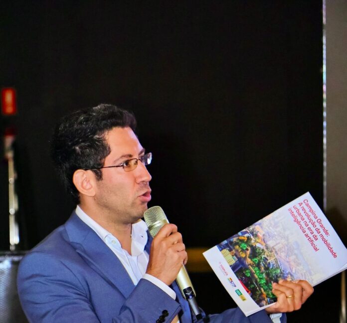 “É preciso redefinir a Mobilidade Urbana com foco em uma nova relação entre passageiros e o sistema de transporte coletivo”