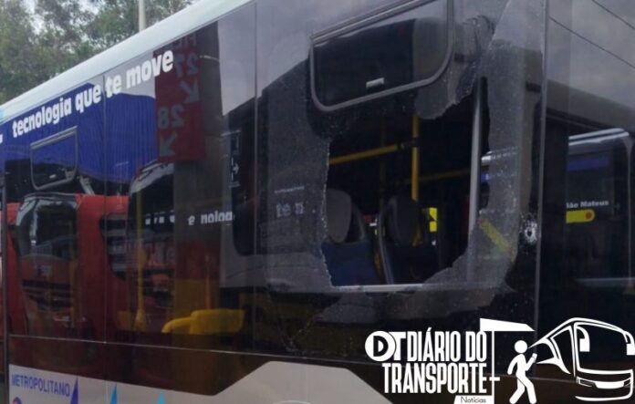 EM PRIMEIRA MÃO: Total de ataques a ônibus na Grande São Paulo se aproxima de 350 casos: 179 só na capital