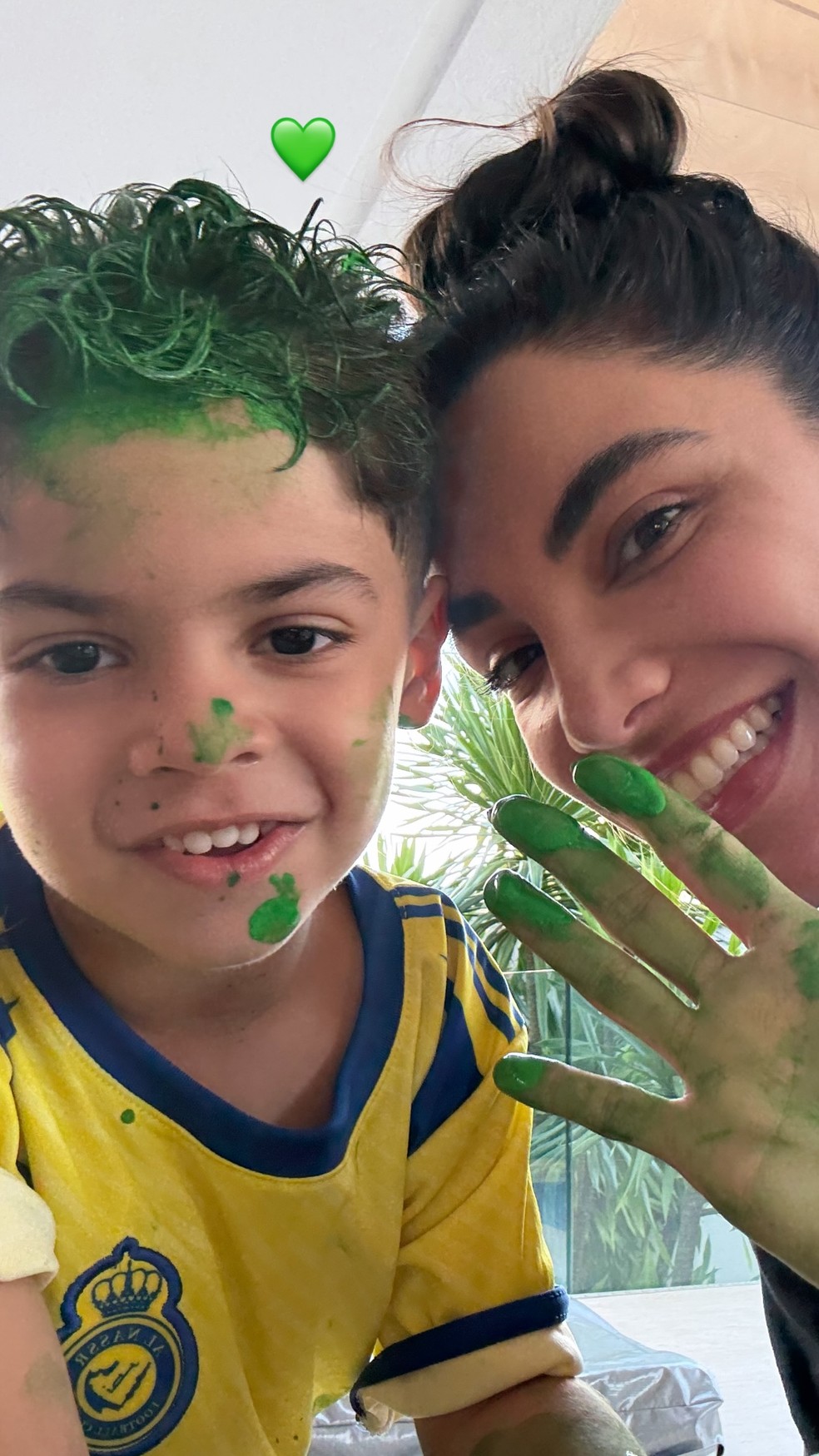 Gabriela Versiani e Léo, filho de Murilo Huff — Foto: Reprodução/ Instagram
