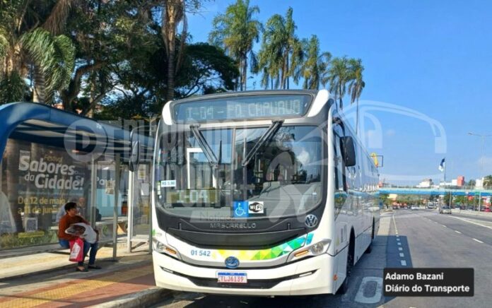 I-04 com Viação Guaianazes; passageiros elogiam frota, mas querem menores intervalos na linha em Santo André (SP)
