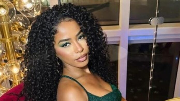 Lorena Maria mostra antes e depois do corpo pós-gravidez: ‘Duvidei que voltaria!’