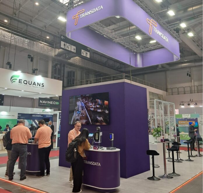 “Menos hardware e mais tecnologia operacional e de negócio”
