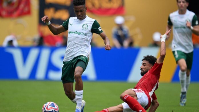 'Messinho foi Messi': jornais pelo mundo se derretem por Estêvão e Palmeiras
