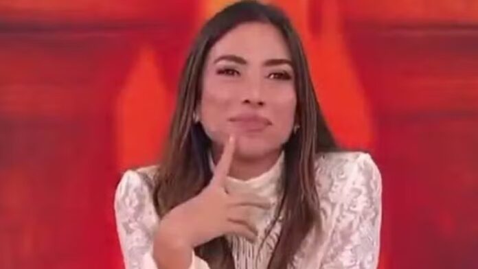 Patrícia Abravanel viraliza ao falar sobre vida íntima dos pais: ‘Espelho no teto’