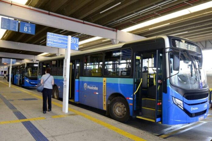Prefeitura de Piracicaba (SP) reajusta tarifa de ônibus para R$ 6,40