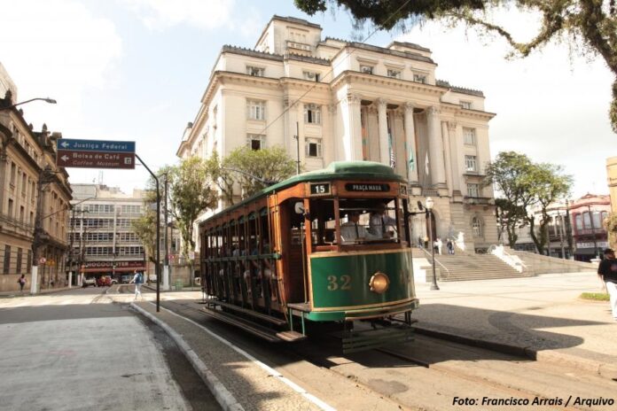 Santos (SP) aumenta horário dos tradicionais bondes em julho com novidades