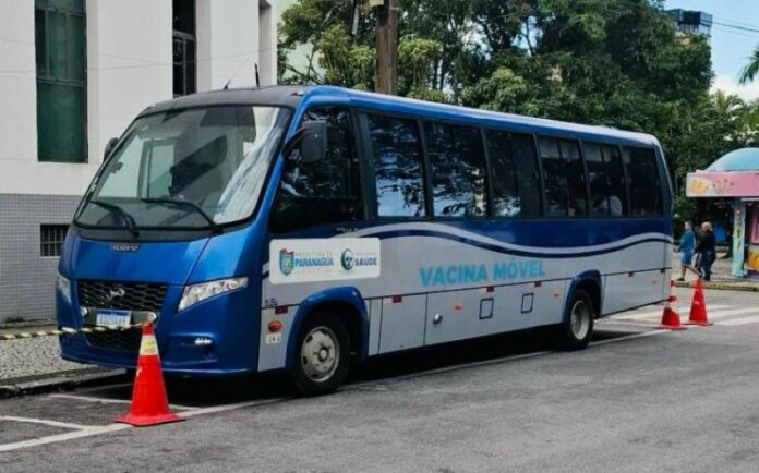 UPA de Paranaguá (PR) recebe ônibus da vacinação nesta segunda-feira (16)