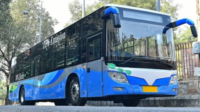 mercado de Ônibus Elétricos acelera com mais de 1.500 novas unidades no início de 2025
