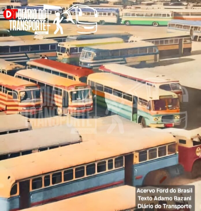 Ônibus presentes no passado da Willys-Overland do Brasil