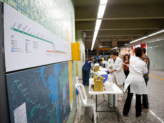 Cinco estações do Metrô do Rio de Janeiro recebem ações de vacinação gratuita contra gripe e sarampo nesta terça e quarta-feira (29 e 30)