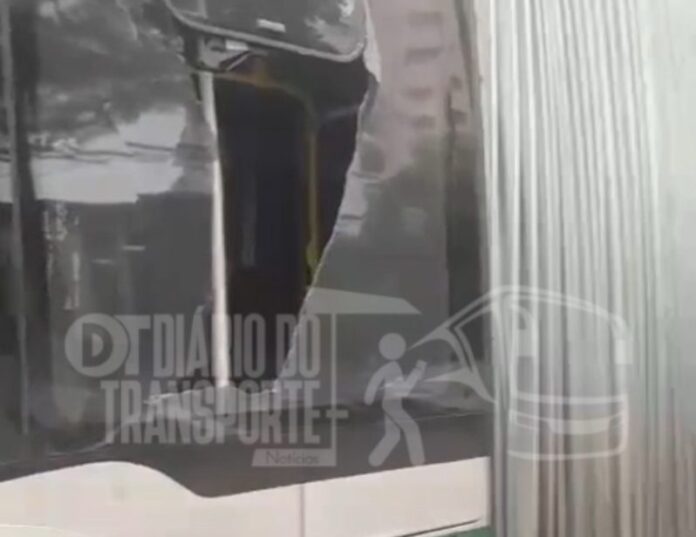 Com novos casos nesta segunda (28), total de ônibus atacados em São Paulo se aproxima de 570 só na capital e viações do ABC iniciam campanha