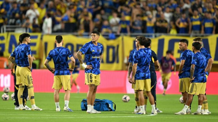 Ex-Argentina é afastado do Boca e impedido até de entrar no vestiário