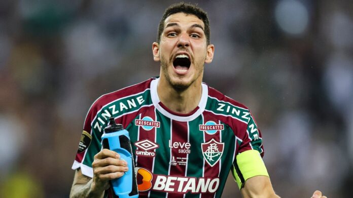 Fluminense abre conversas para repatriar Nino; negociação é considerada difícil
