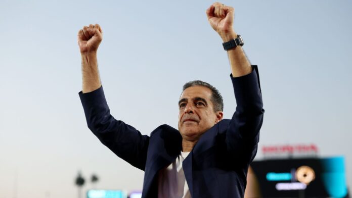Fortaleza encaminha Renato Paiva como substituto de Vojvoda; entenda escolha