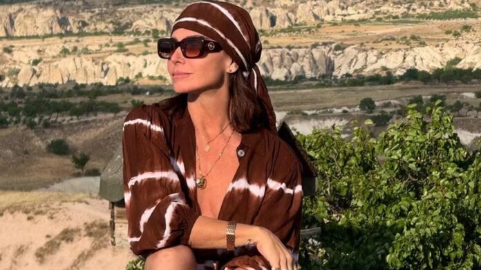 Giovanna Antonelli rouba cena ao posar de biquíni em cenário paradisíaco: ‘Capadócia’