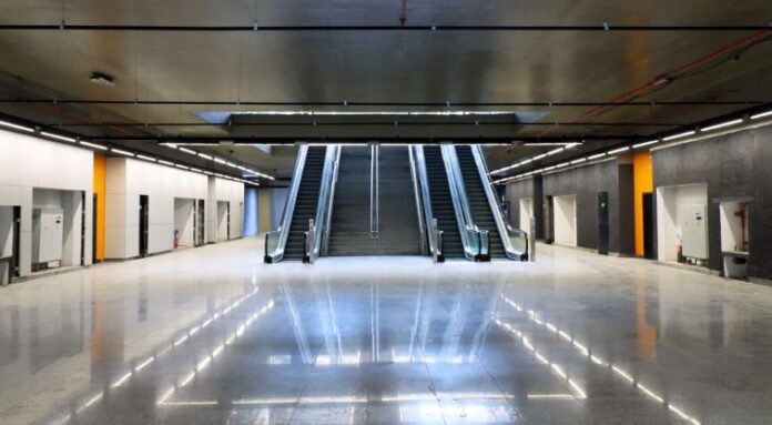 Linha 6-Laranja de metrô, em São Paulo, recebe primeiras escadas rolantes em quatro estações em obras