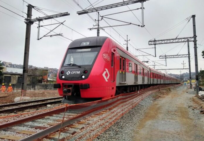 Linha 7-Rubi da CPTM funciona normalmente após problemas na manhã desta segunda-feira (28)