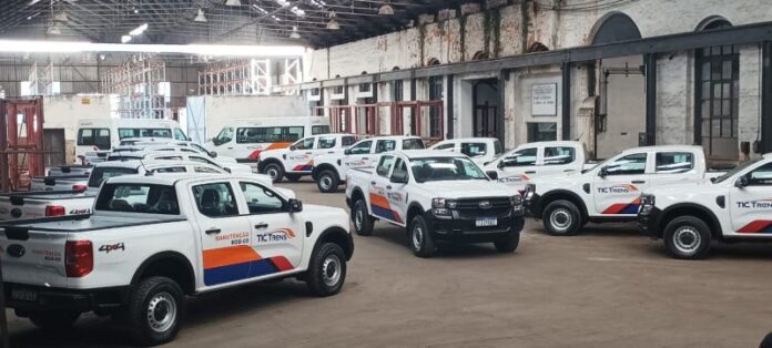 Pátio da Lapa da TIC Trens recebe primeiras picapes e vans com nova identidade visual