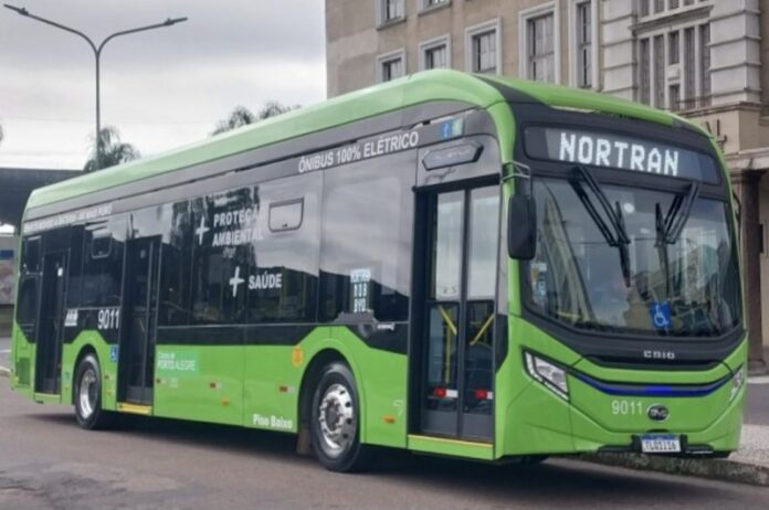 Porto Alegre (RS) inicia testes com ônibus elétrico BYD de carroceria Caio eMillenium por 30 dias