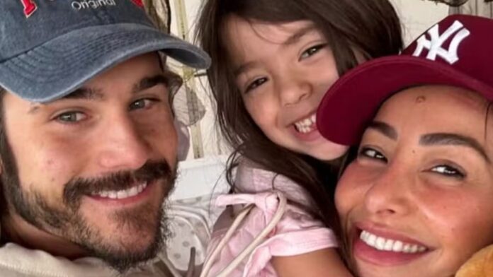 Sabrina Sato curte dia na Suiça com Nicolas Prattes, Zoe e mais familiares: ‘Férias’