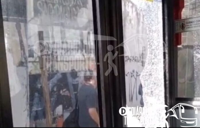 São Paulo tem mais ataques a ônibus ao longo deste sábado e total só na capital paulista vai para 558