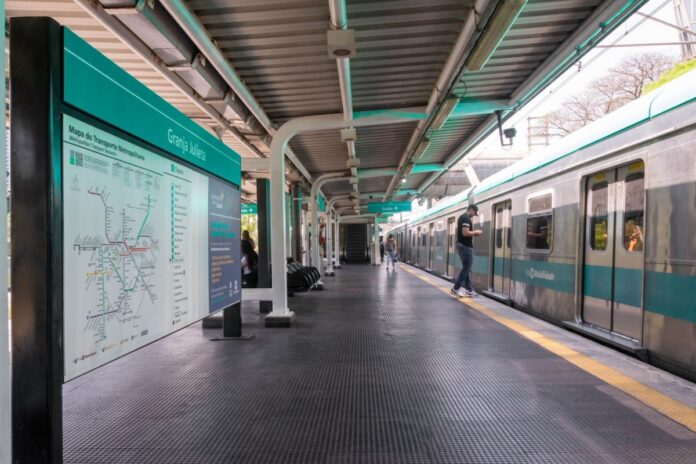 Linhas 8-Diamante e 9-Esmeralda sofrem mudanças nas operações deste domingo (10)