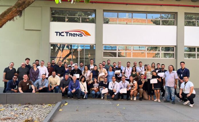 TIC Trens forma primeiras turmas de maquinistas e controladores de CCO