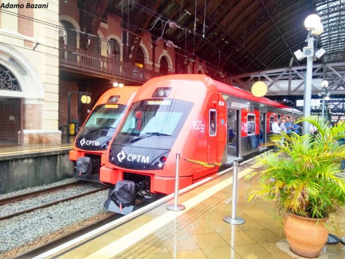 Linha 11-Coral da CPTM vai até Barra Funda nesta terça Linha 11-Coral da CPTM vai até Barra Funda nesta terça (26) durante todo horário comercial, mesmo ainda em avaliação (operação assistida)