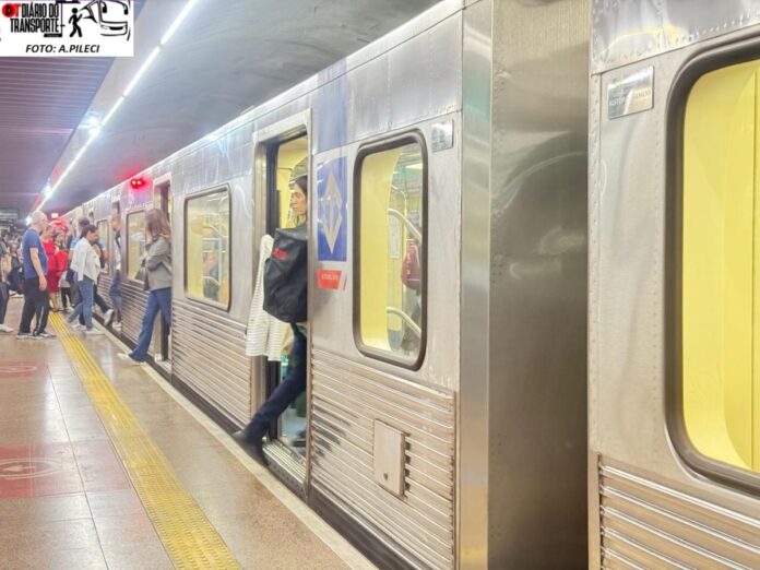 Metrô de São Paulo contrata empresa por R$ 1 milhão para serviços de apoio e atendimento