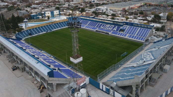 Atlético-MG: Estádio do Godoy Cruz é 'caldeirão' com caixa d'água