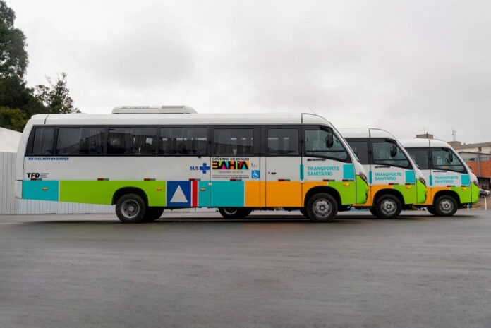 Bahia recebe 59 novos micro-ônibus Volare Attack 9 para transporte Bahia recebe 59 novos micro-ônibus Volare Attack 9 para transporte de pacientes