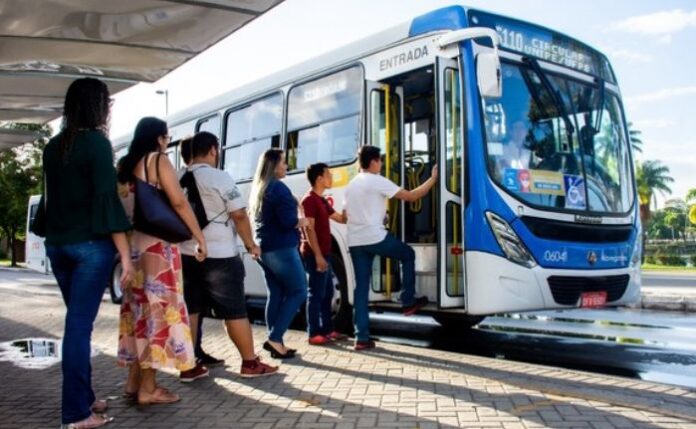 Campina Grande (PB) amplia horário da linha 077 para atender demanda noturna