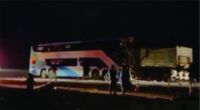 Colisão frontal entre ônibus da Rio Novo e carreta deixa vários mortos em Mato Grosso nesta sexta (08)