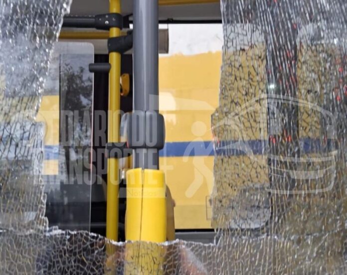 Com mais ataques entre sábado (09) e domingo (10), capital paulista registra total de 625 ônibus vandalizados desde 12 de junho