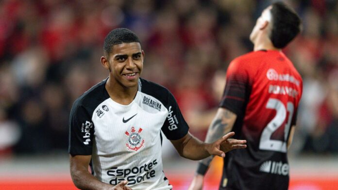 Corinthians vence Athletico-PR nas quartas de final da Copa do Brasil