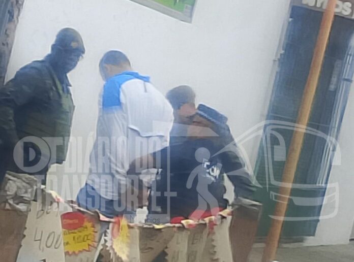 Criminoso condenado por tráfico de drogas é identificado pelo Smart Sampa e preso após embarcar em ônibus municipal nesta quarta-feira (06)