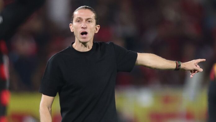 Filipe Luís diz que é 'irreal' Fla golear sempre e exalta Arrascaeta