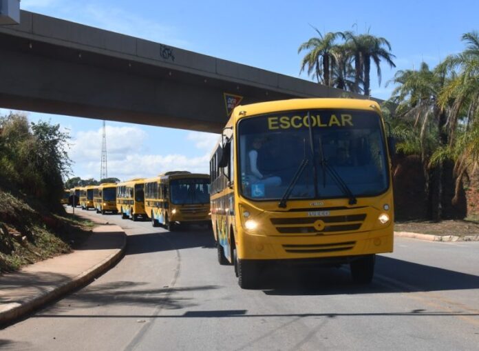 IVECO BUS entrega primeiros ônibus de nova frota escolar em Brumadinho, na Grande BH