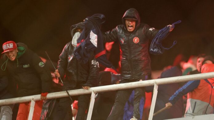 Independiente x La U é cancelado pela Conmebol após briga generalizada