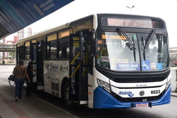 Justiça mantém suspensa licitação do transporte coletivo na Grande Aracaju (SE)