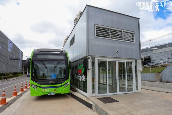NEXT Mobilidade diz que BRT-ABC tem 50% do pavimento prontos e que está abrindo mais turnos de trabalho para agilizar obras