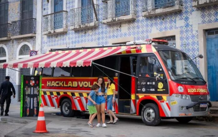 Natal (RN) recebe ônibus itinerante que mistura arte, tecnologia e ciência